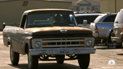 Prather arrives to pick up Jack.