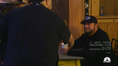 Dustin refusing to comply with Jack's handshake.